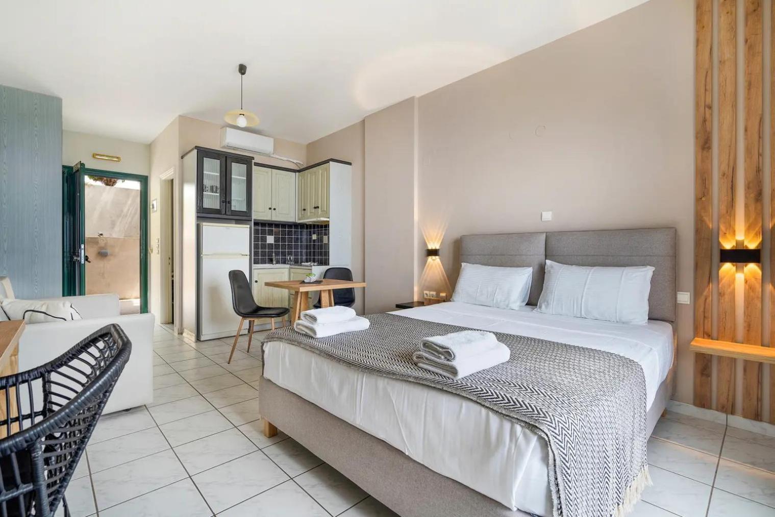Sunset Premium Studio C Áyios Nikítas Eksteriør billede